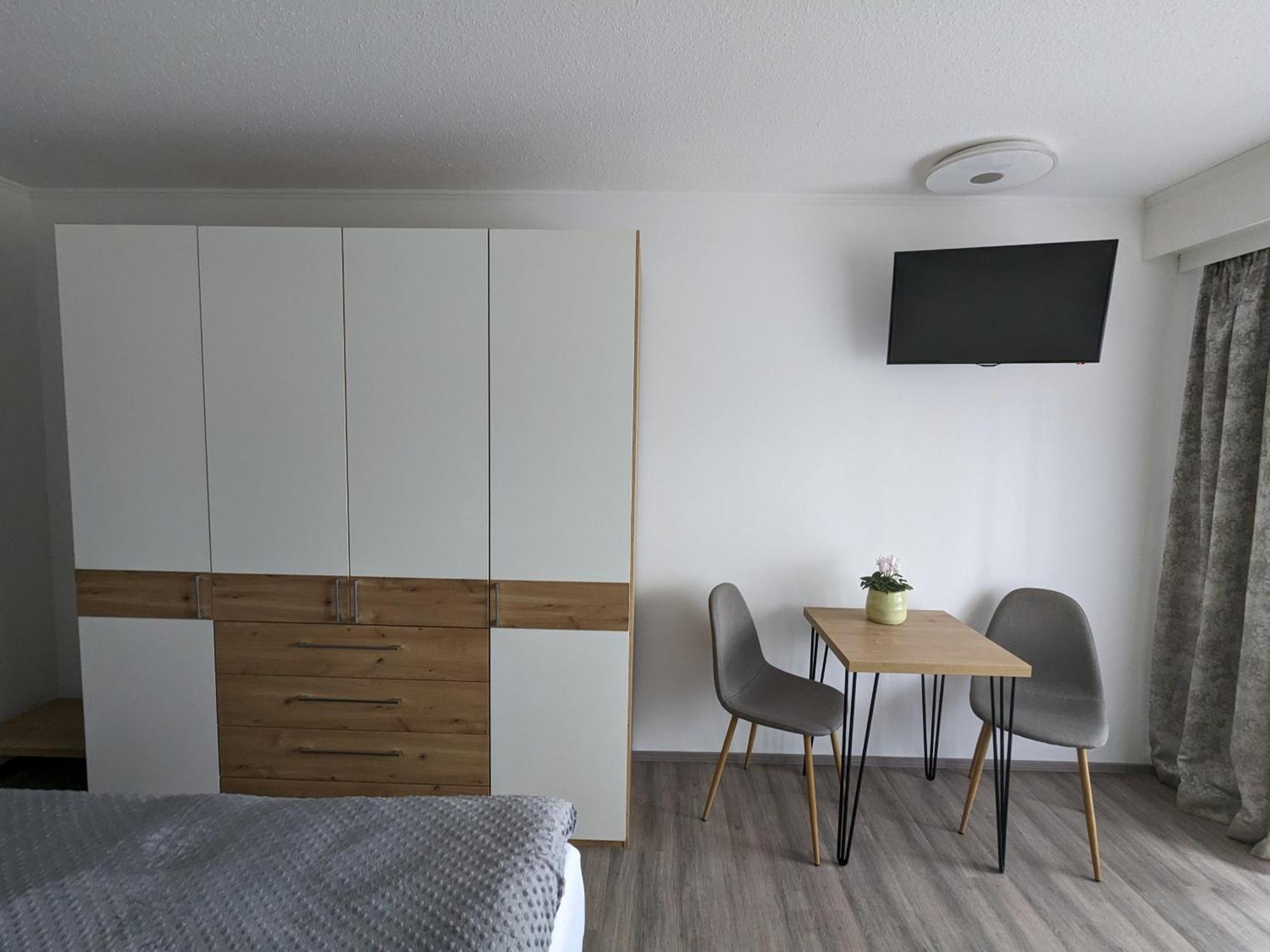 Appartment Haus Muenchen บัด กรีสบาค ภายนอก รูปภาพ