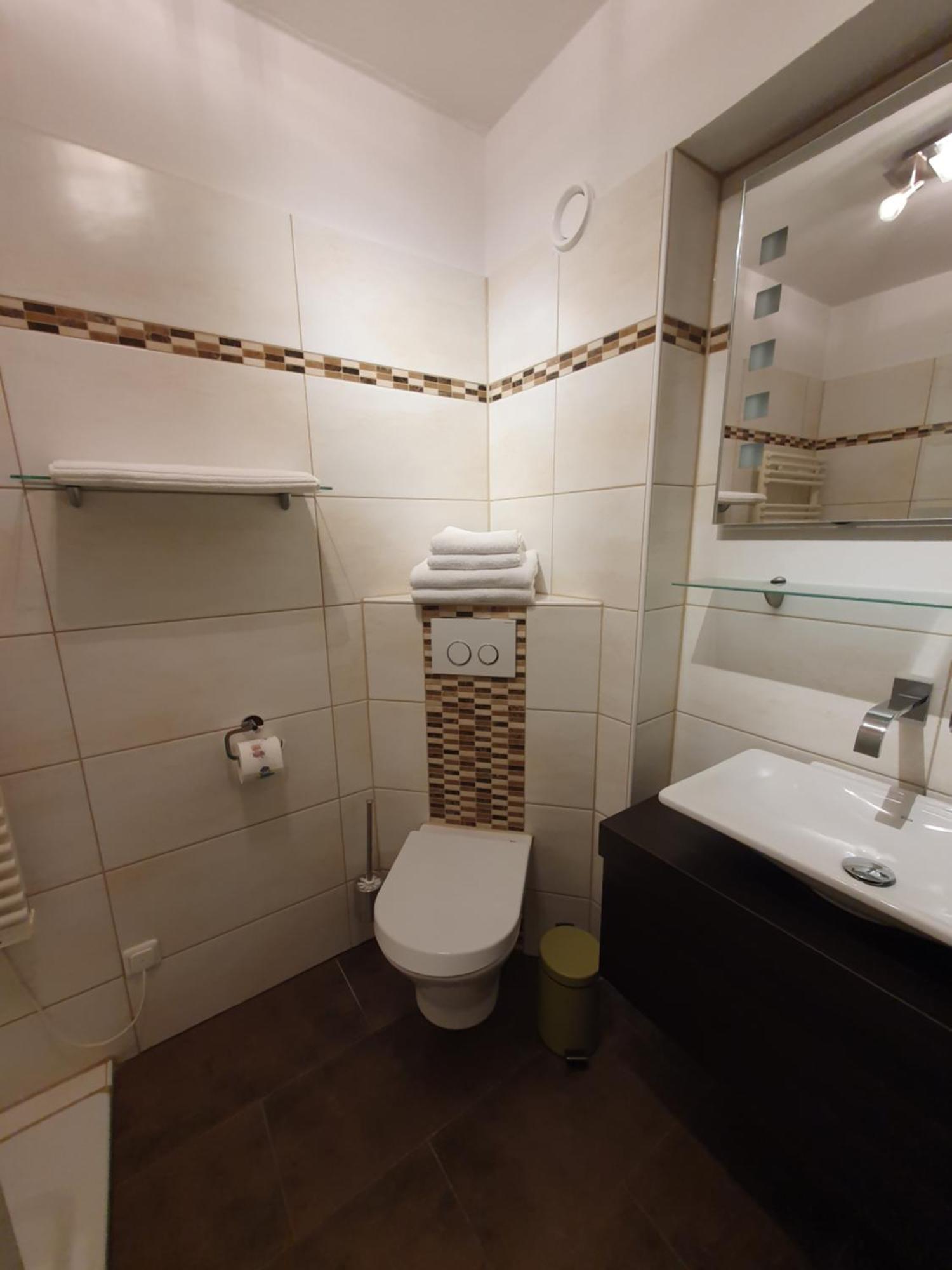 Appartment Haus Muenchen บัด กรีสบาค ภายนอก รูปภาพ